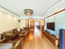 紫麟阁,朝南精装3房,户型正气,楼层好老少皆宜,价格可谈