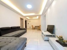 万科翡丽山 小区新 精装可拎包入住 刚需小三居 商品住宅