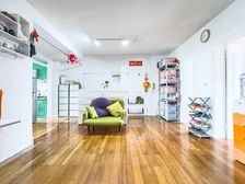 性价比高电梯2房,无遮挡高区视野开阔,环境舒适,停车方便