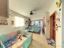 老闵行金平路步行街这边16年房龄双南边套客厅带窗