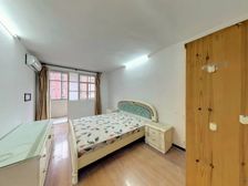 高华南北一房, 三楼,小区中心位置,采光俱佳,总价低