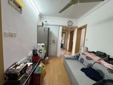 地铁口,鹤北一街坊,精装两房,中间楼层,价格好谈,诚意出售