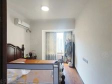 New龙湖 精装三房 巴墅加石岩 现代风格 楼下双轻轨