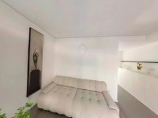 03年品质小高层烫金地段 三开间朝南业主诚意急售 有产权车位