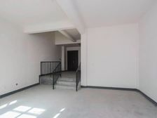 北进门南花园清水毛坯,小区中间位置不靠路,看房方便有钥匙