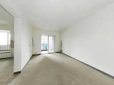 世茂锦绣长江四期 83.94平2居 南向毛坯 安静不临街