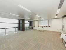 高铁新城 港口发展大厦 户型方正 采光很好 拎包办公 好停车