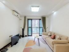 中海璟晖华庭 满五税费低,楼层好 户型方正实用