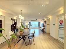 中海璟晖华庭 194.04平4居 东西向精装修 方便看房