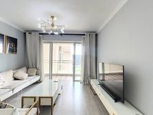 利雅湾 正规四房。业主有心卖,采光很好 户型方正