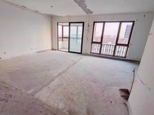 金辉尊域 商业配套成熟 近地铁 有电梯 中间楼层 双卫格局