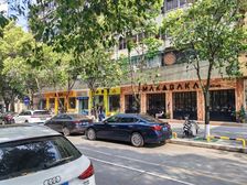 市妇幼近1楼临街单铺43平年租2.76万现售52.8