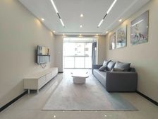 (本月新上)精装修电梯3房,全景落地窗,业主出国诚心 售