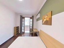 万体馆旁 地铁口 精装修 南北通2房 正规厅 边套全明 可谈