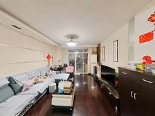 新出大三房,看房随时有钥匙 价格很好谈 房东上门委托