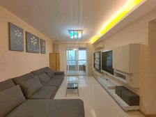 万科锦程精装小三房,居家自住装修,高层视野好,房东诚意出售