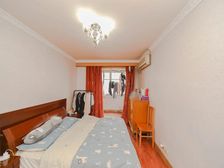 总价超 低 业主很诚心卖 看房提前约 接受置换 满五年