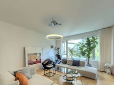 此房满五,装修好保养好,楼层好房东诚意卖房价格可谈