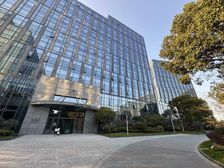 金桥地铁口 东方万国企业中心1700 100平 可分割 精装