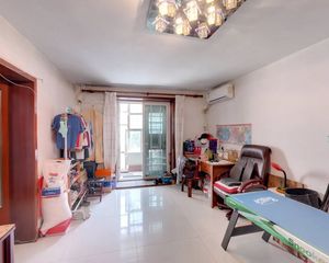宁乐西里 2室1厅 83.38平 南向临街带小院,大约一百平