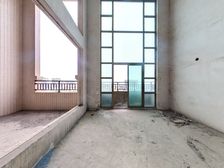 明日豪庭南向复试 满五227平仅5551元/平