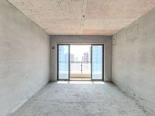 南头镇南向高层毛坯四房 满五仅7600/平