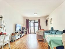 首创爱这城 套二 中装 2阳台 2卧室厨房卫生间对中庭