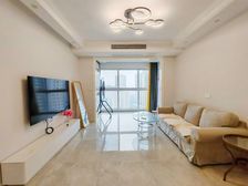 依山郡人气房 光环门口 轻轨出行 交通便利 视野开阔