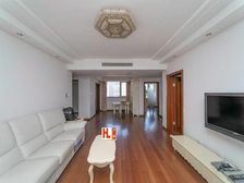 漕河景苑新上!南北通户型带车位!中心位置视野无遮挡丶价格好谈