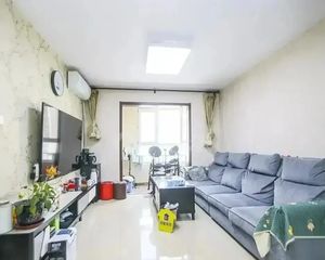 长阳稻田万科金域缇香南北两居室,诚心出售,看房方便!