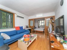 南北户型,格局方正,楼栋位置安静,不靠马路,采光好