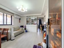 必看好房!地铁只需300米,电梯大三房,精装80万,看房随时