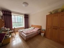 固始第九小学旁 香樟苑自住精装三居 中间楼层 建业壹号城邦