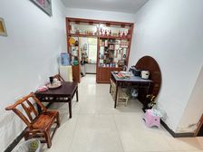 固始高级中学 永和高级中学旁 崇学苑 中间楼层 自住精装两居