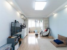 精装修南北通透,一梯两房大两房,位置安静无遮挡,满五年税少