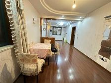 双南精装两房,带车位,急出有钥匙, 位置,价格可谈