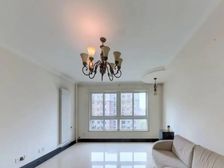 远大园五园区中间不临街,边户型三面通风采光,带明卫