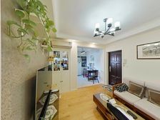 电梯2房 精装修 近地铁 户型好 诚意出售 看房方便