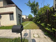 101板块。万科金域超大花园,带地下室,带阁楼联排别墅,