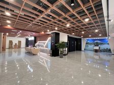 临大族丨免费停车免费网络丨配会议室茶室丨实用小户型随时签约