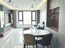 首地首城 商品住宅 满五 有电梯 集中供暖 精装好房