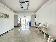 万润滨江天著 精装可拎包入住 交通便捷 高楼层视野无遮挡