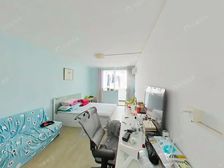 近环球港,南北通楼层好,紧挨长风公园,3,4,13,15轨交