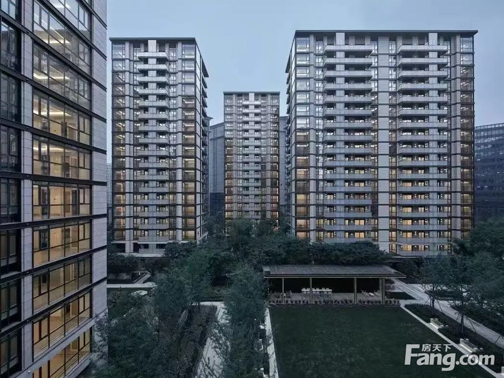 小区相关图