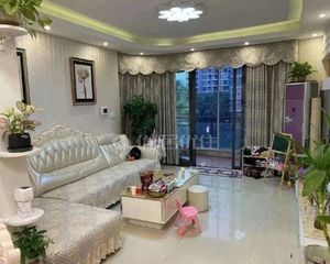 现代城市花园 新塘地铁口 精装三房两卫 近大润发 配套齐全