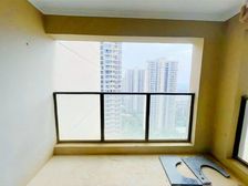 (西站地铁口精装边户)看中可谈,近西站 很急诚心出售 好楼层