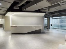 开发商直租 免租期12个月 精装高层看海景 双地铁口单位