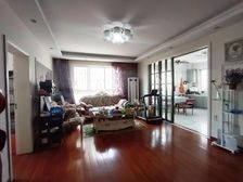 送独用超大露台 边套采光佳 户型正气3房2卫 户型正有车卫