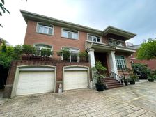 武侯区独栋别墅【花园400㎡】前后中庭不临街,双车库