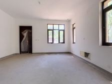 世茂玲珑台全明格局交通便利边户带大院子送地下南北通透